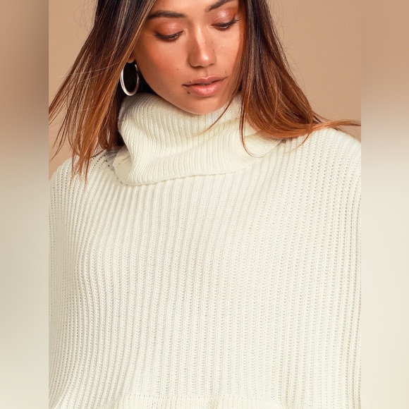 Free People Layer Cake White Cowl Neck Thick Knit Peplum Sweater - Picture 4 of 4